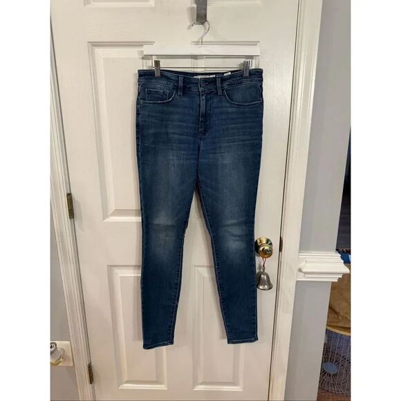 Athleta Denim - Athleta Sculptek Taper Leg Jeans sz 8 EUC